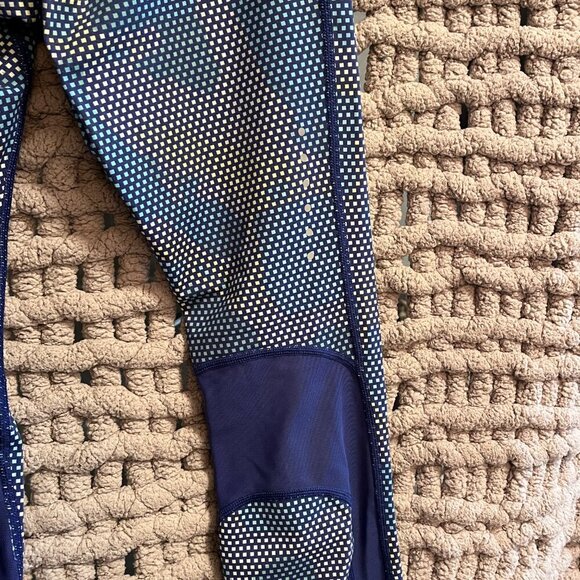 Nike Woman's Athletic Blue and White Polka Dot Dri - Fit Leggings - Size Small - Picture 11 of 12